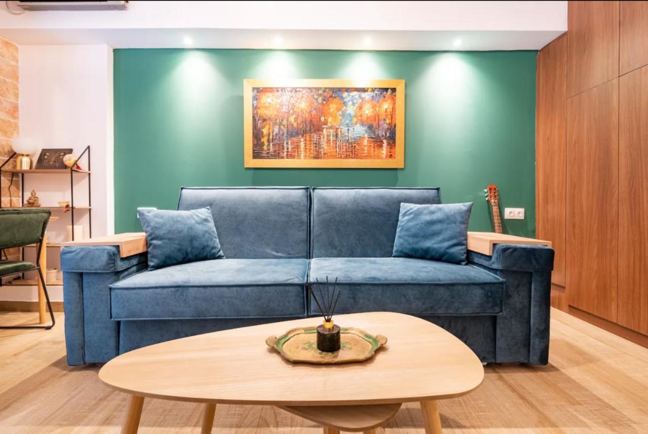 Cute Tiny Apartment In The Heart Of Flisvos Atenas Exterior foto
