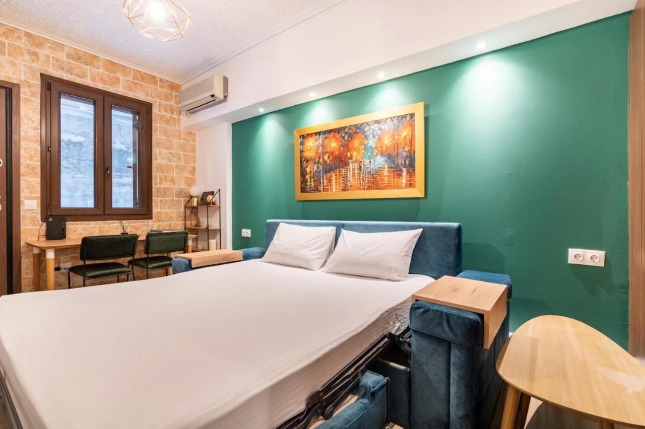 Cute Tiny Apartment In The Heart Of Flisvos Atenas Exterior foto